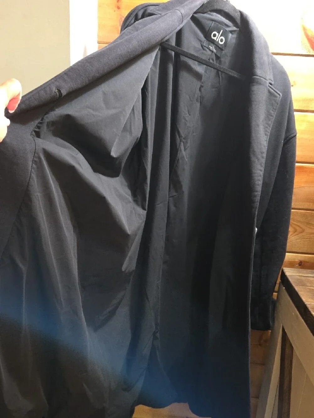 ALO Yoga Black Single-Button Trench Coat Large 0760